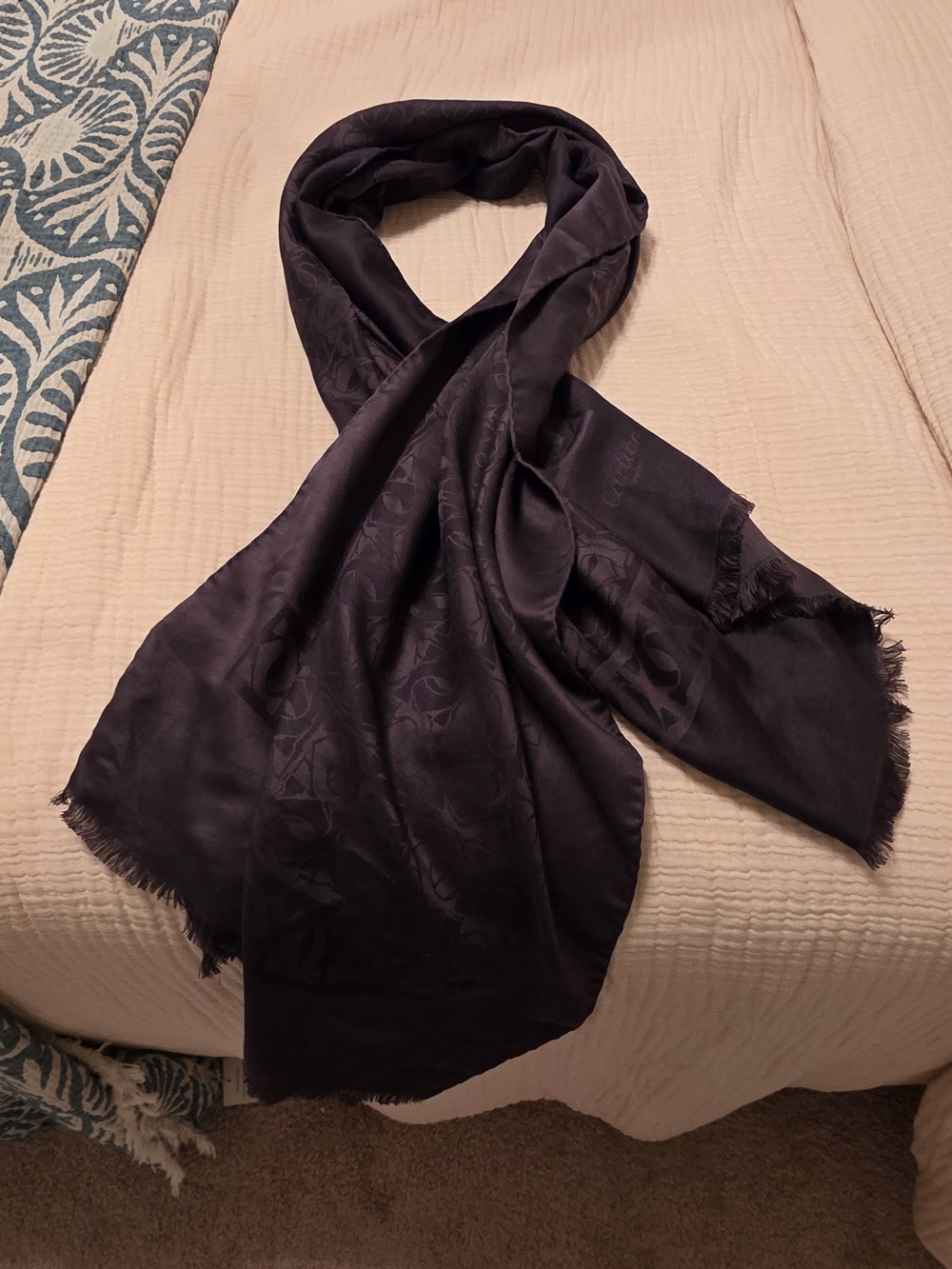 Cartier logo scarf shawl wrap 70x26 charcoal - Picture 2 of 8